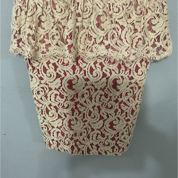 Tadashi Shoji cream lace overlay peplum dress size 14 - Picture 4 of 7